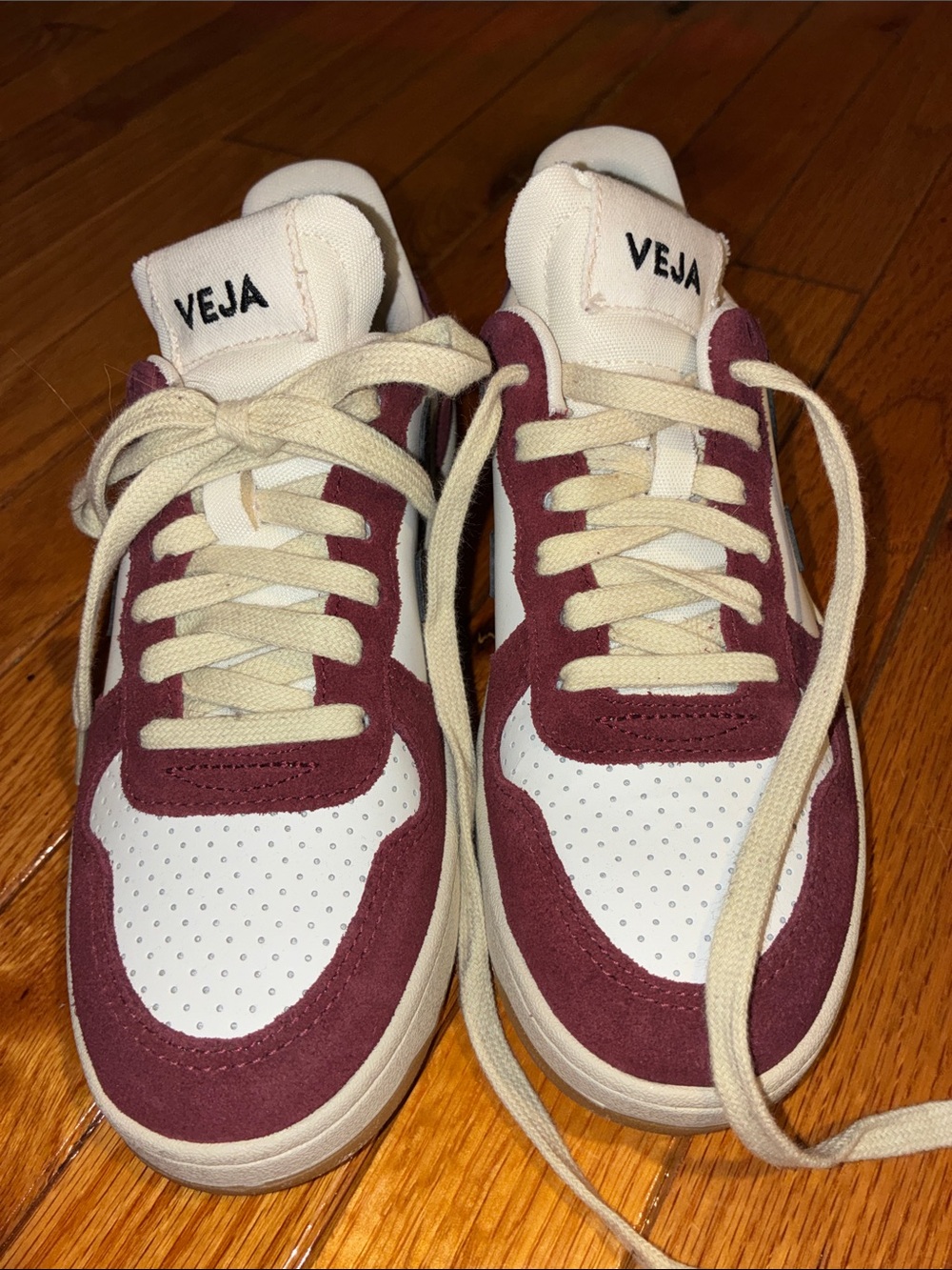 Veja Burgundy and Cream Low-Top Sneakers